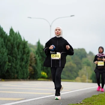 Runner Photo 8474231