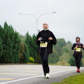 Runner Photo 8474238