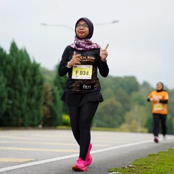Runner Photo 8474245