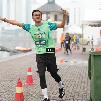 Runner Photo 8474258