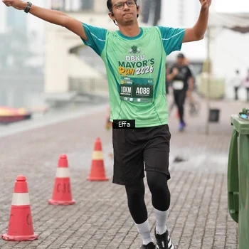 Runner Photo 8474268