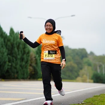 Runner Photo 8474304