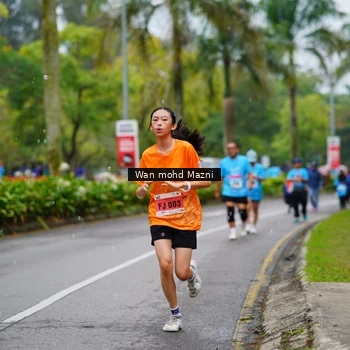 Runner Photo 8474308