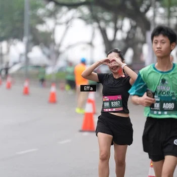 Runner Photo 8474332