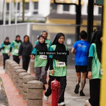 Runner Photo 8474346
