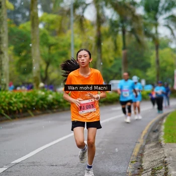 Runner Photo 8474349