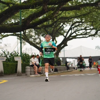 Runner Photo 8474354