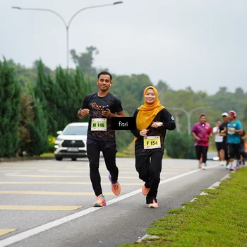Runner Photo 8474377