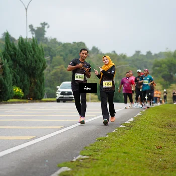 Runner Photo 8474394