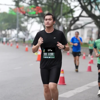 Runner Photo 8474395