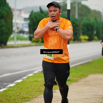 Runner Photo 8474414