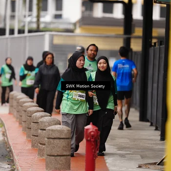 Runner Photo 8474427