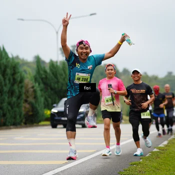 Runner Photo 8474457
