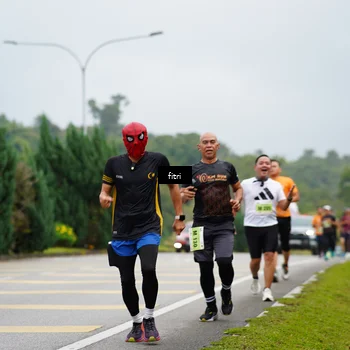 Runner Photo 8474541