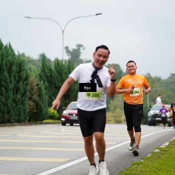 Runner Photo 8474559