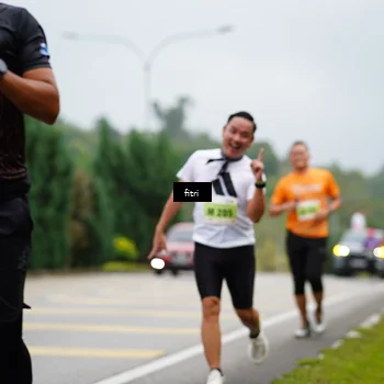Runner Photo 8474563