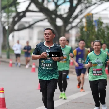 Runner Photo 8474584