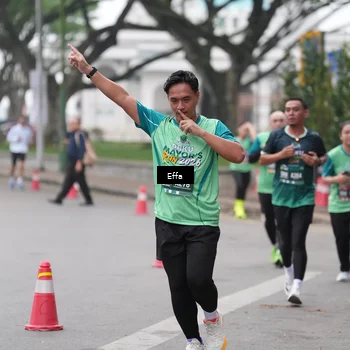 Runner Photo 8474587