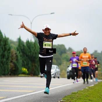 Runner Photo 8474629