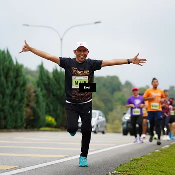 Runner Photo 8474634