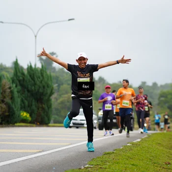 Runner Photo 8474635