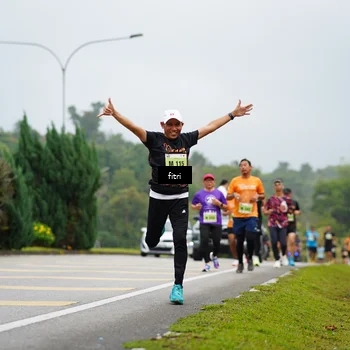 Runner Photo 8474638