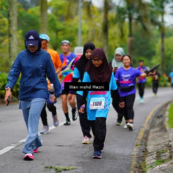 Runner Photo 8474640