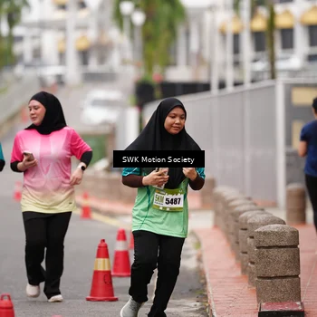 Runner Photo 8474641