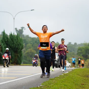 Runner Photo 8474660