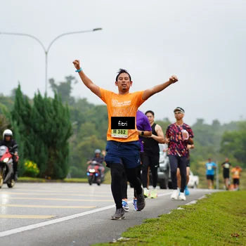 Runner Photo 8474666