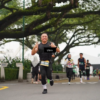 Runner Photo 8474673
