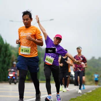 Runner Photo 8474675