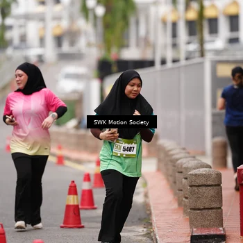 Runner Photo 8474679
