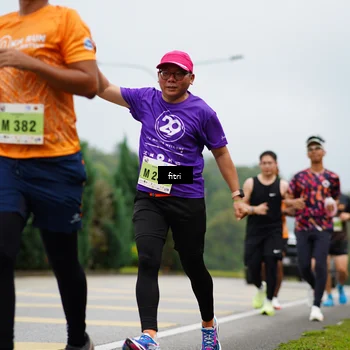 Runner Photo 8474692