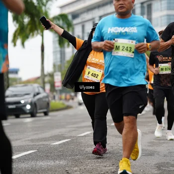 Runner Photo 8474693