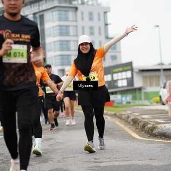 Runner Photo 8474696