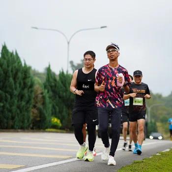 Runner Photo 8474722