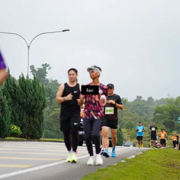 Runner Photo 8474732