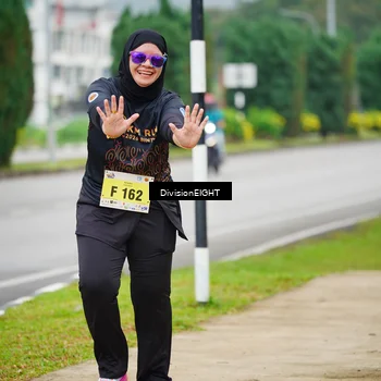 Runner Photo 8474735