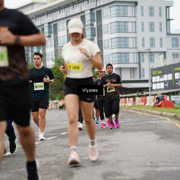Runner Photo 8474743
