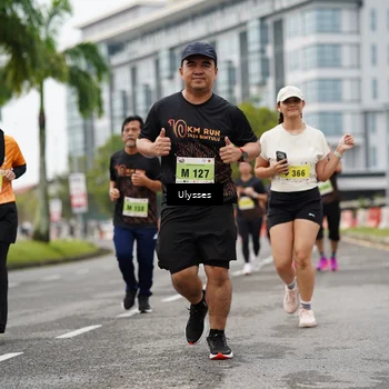 Runner Photo 8474748