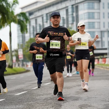 Runner Photo 8474776