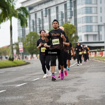 Runner Photo 8474795