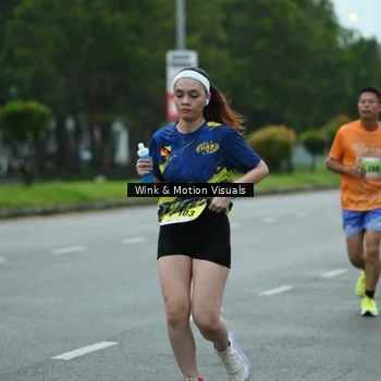 Runner Photo 8474797