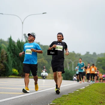 Runner Photo 8474802