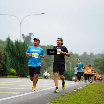 Runner Photo 8474804