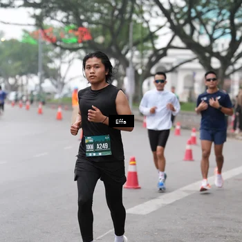Runner Photo 8474813