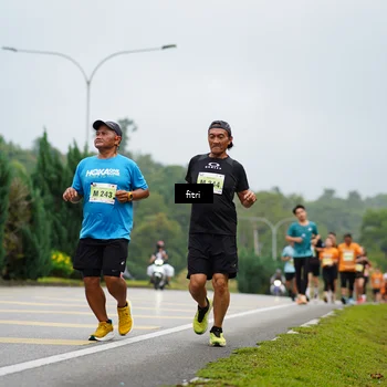 Runner Photo 8474825