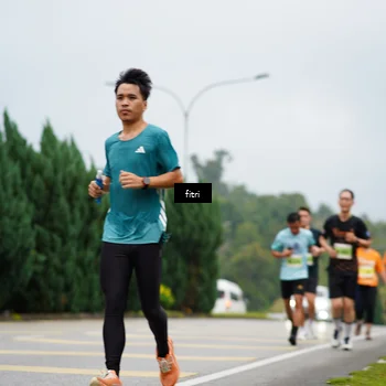 Runner Photo 8474830