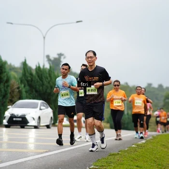 Runner Photo 8474870